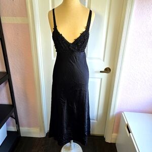 Flora Nickrooz Vintage Black Satin Nightgown Size P Romantic Lingerie‎ USA Made
